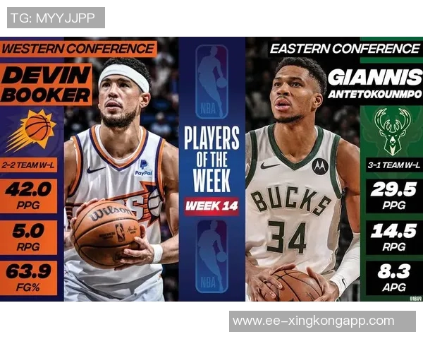 布克半场表现稳定9投4中贡献11分1助攻展现中规中矩的实力